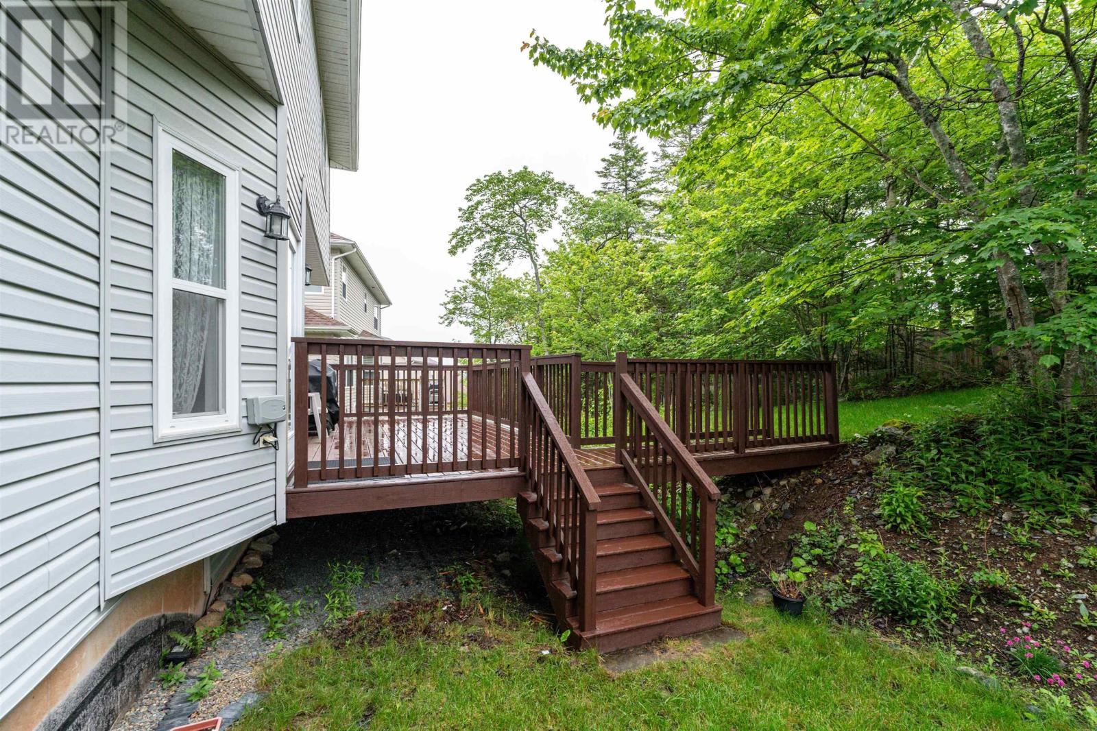 390 Southgate Dr
