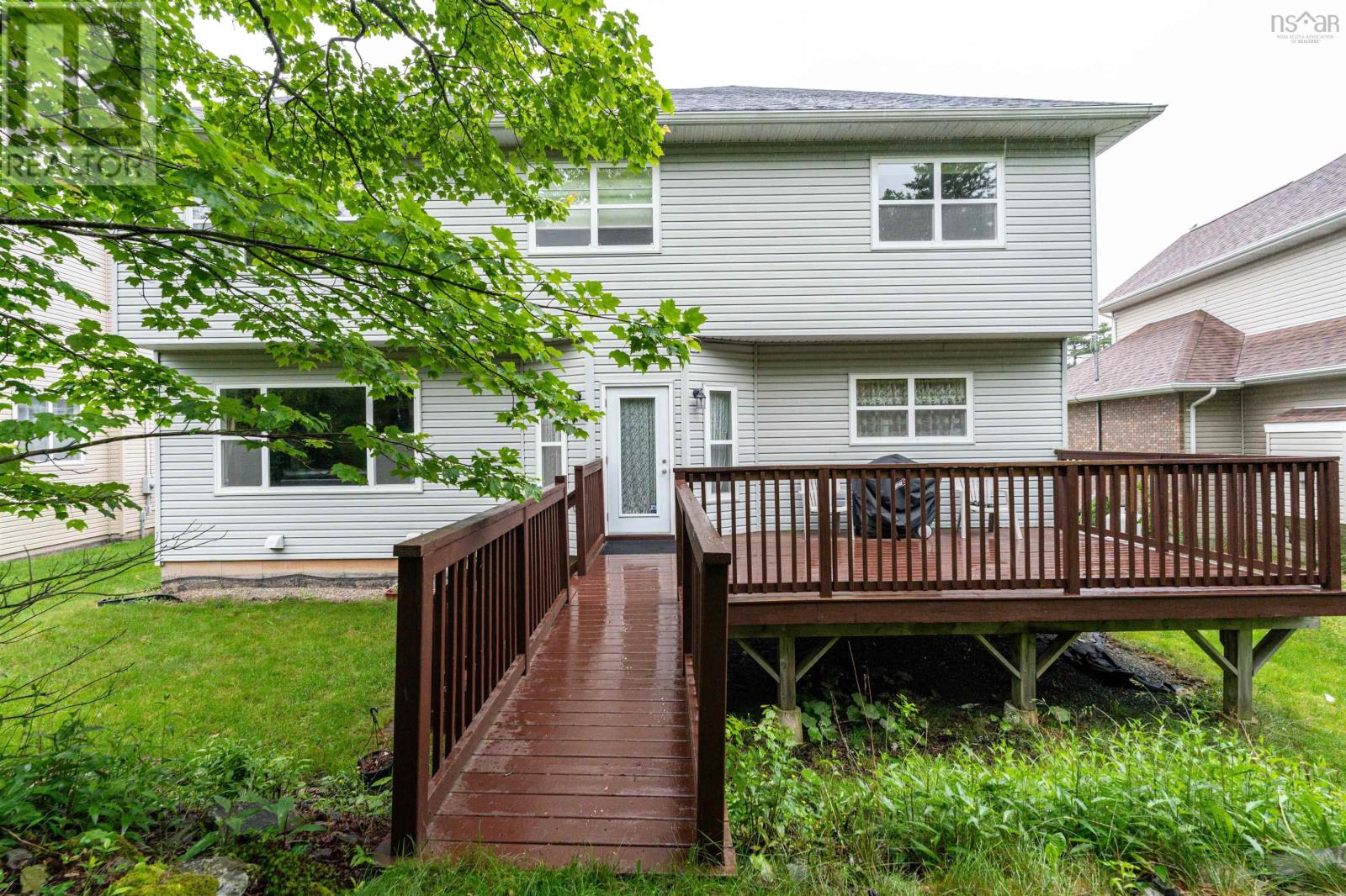 390 Southgate Dr