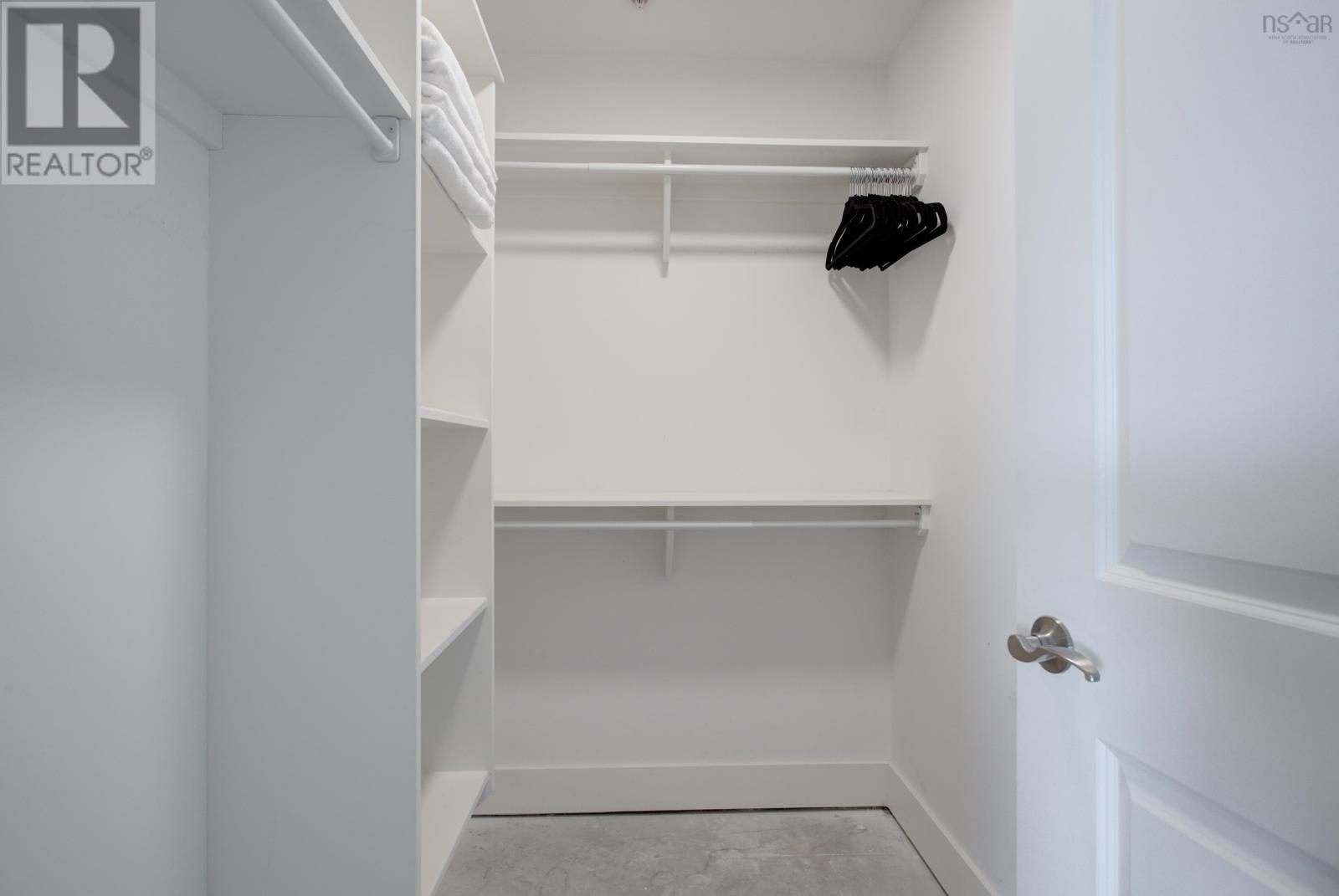 502 220 Waterfront Drive, #502