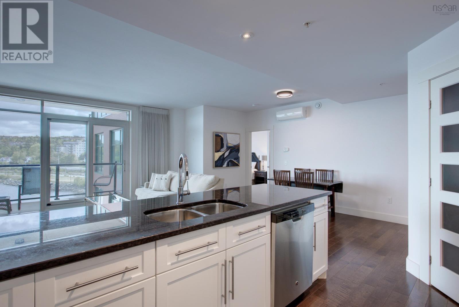 502 220 Waterfront Drive, #502