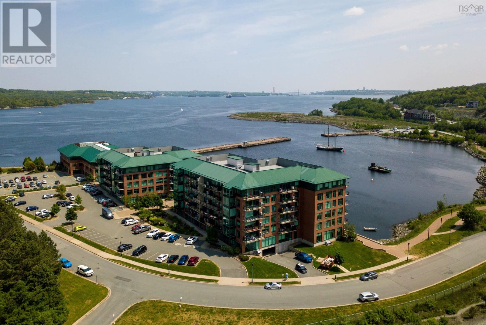 502 220 Waterfront Drive, #502
