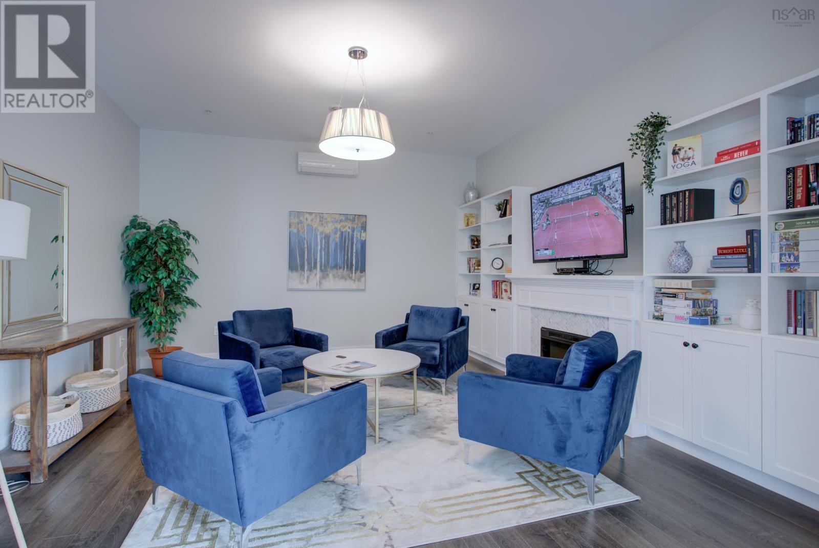 502 220 Waterfront Drive, #502