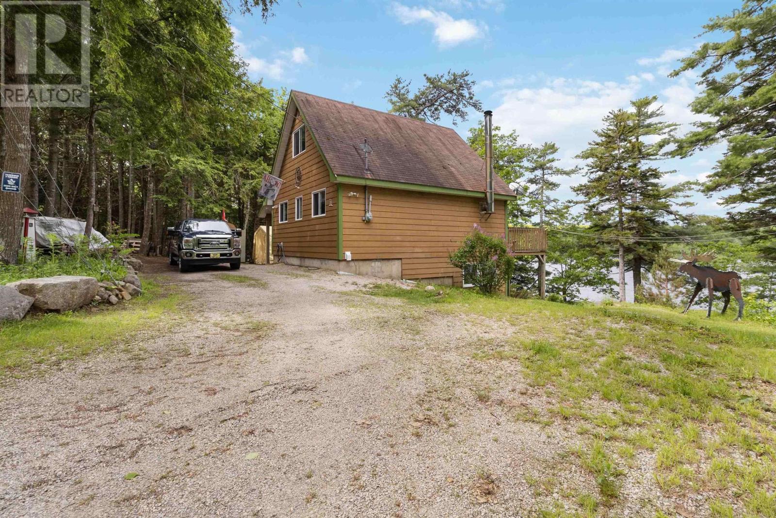 408 Sherbrooke Lane