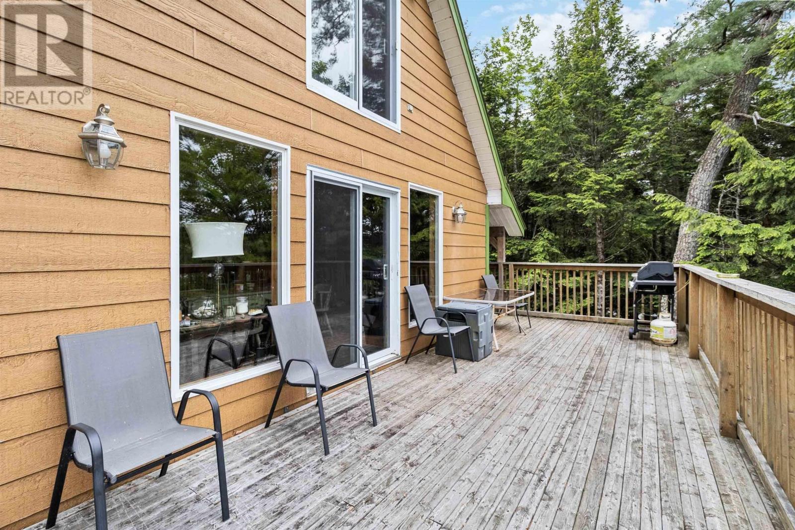 408 Sherbrooke Lane