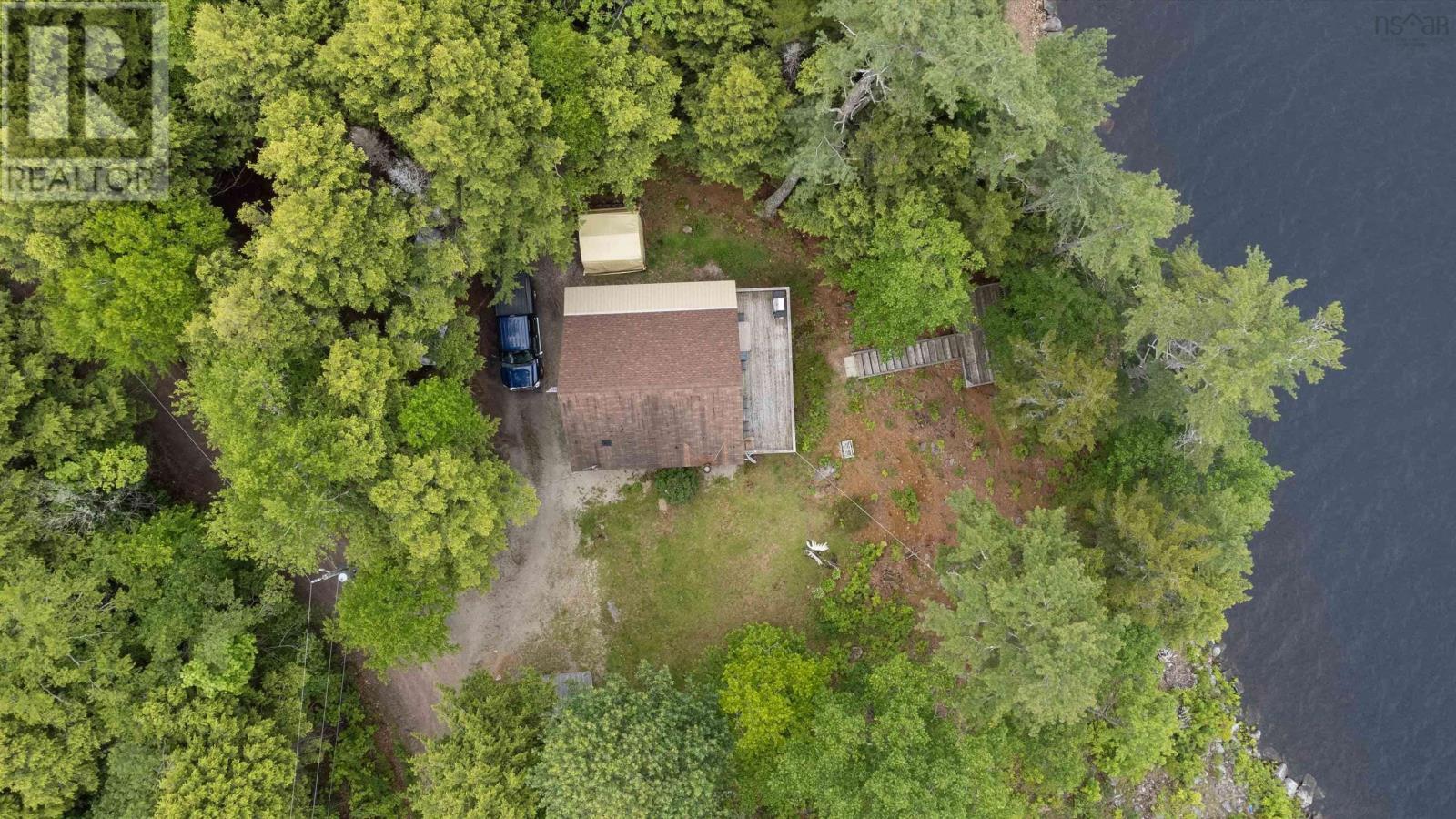 408 Sherbrooke Lane