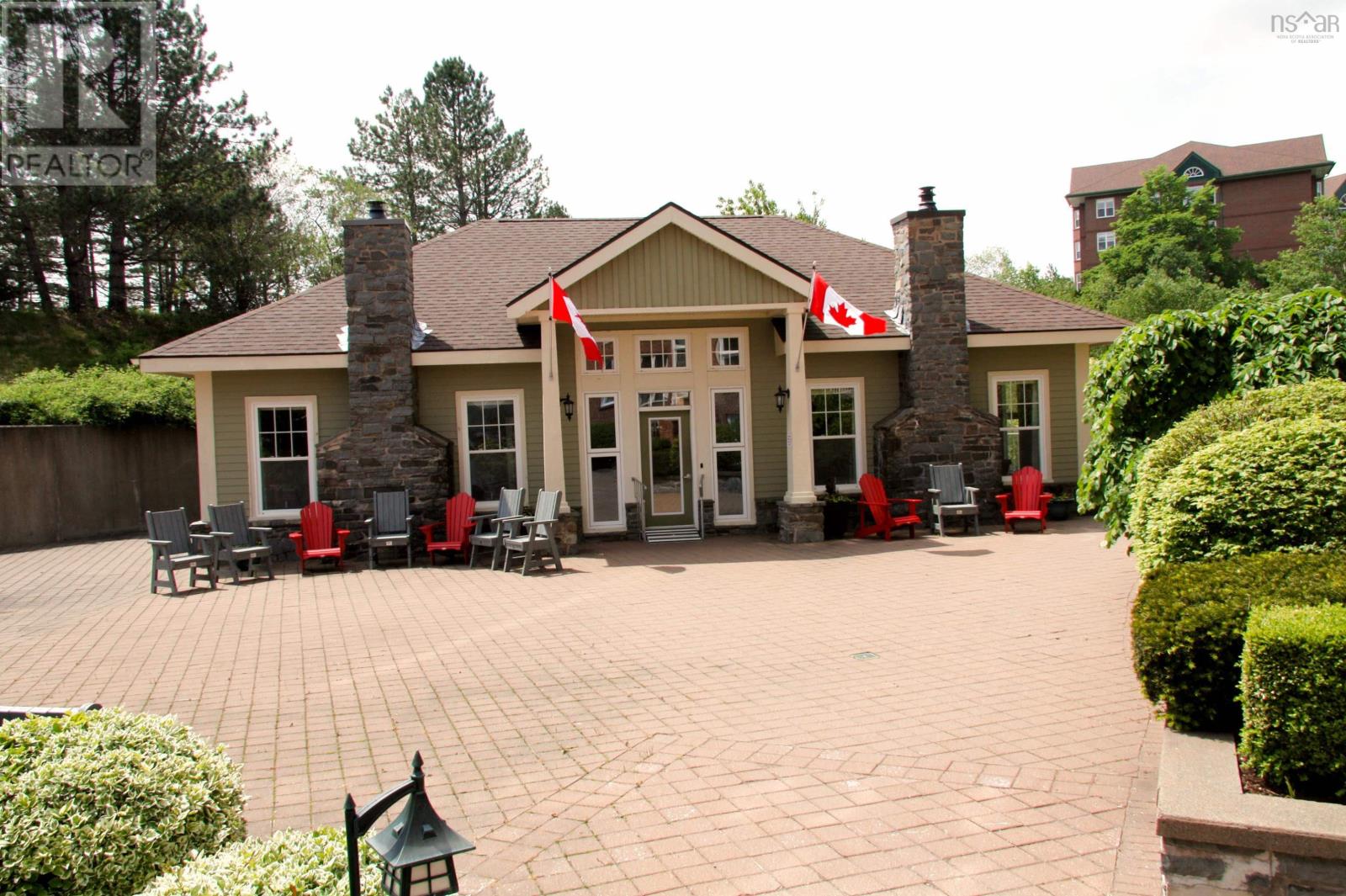 201 99 Waterfront Drive, #201