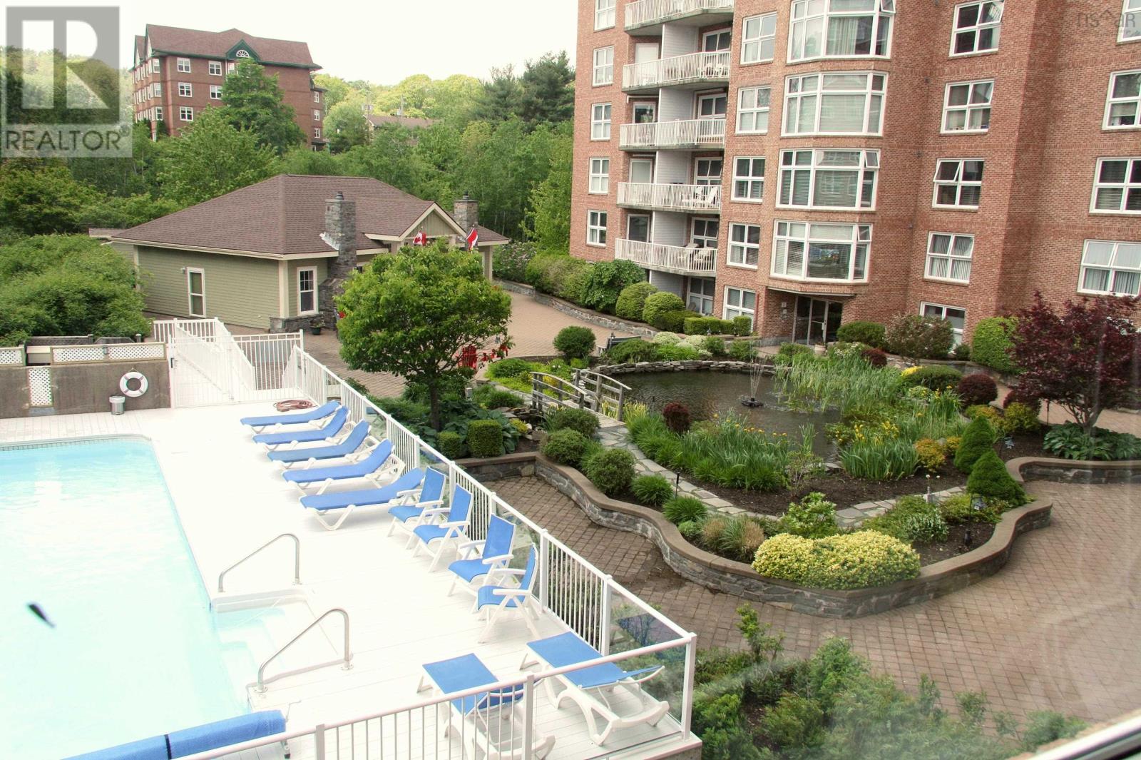 201 99 Waterfront Drive, #201