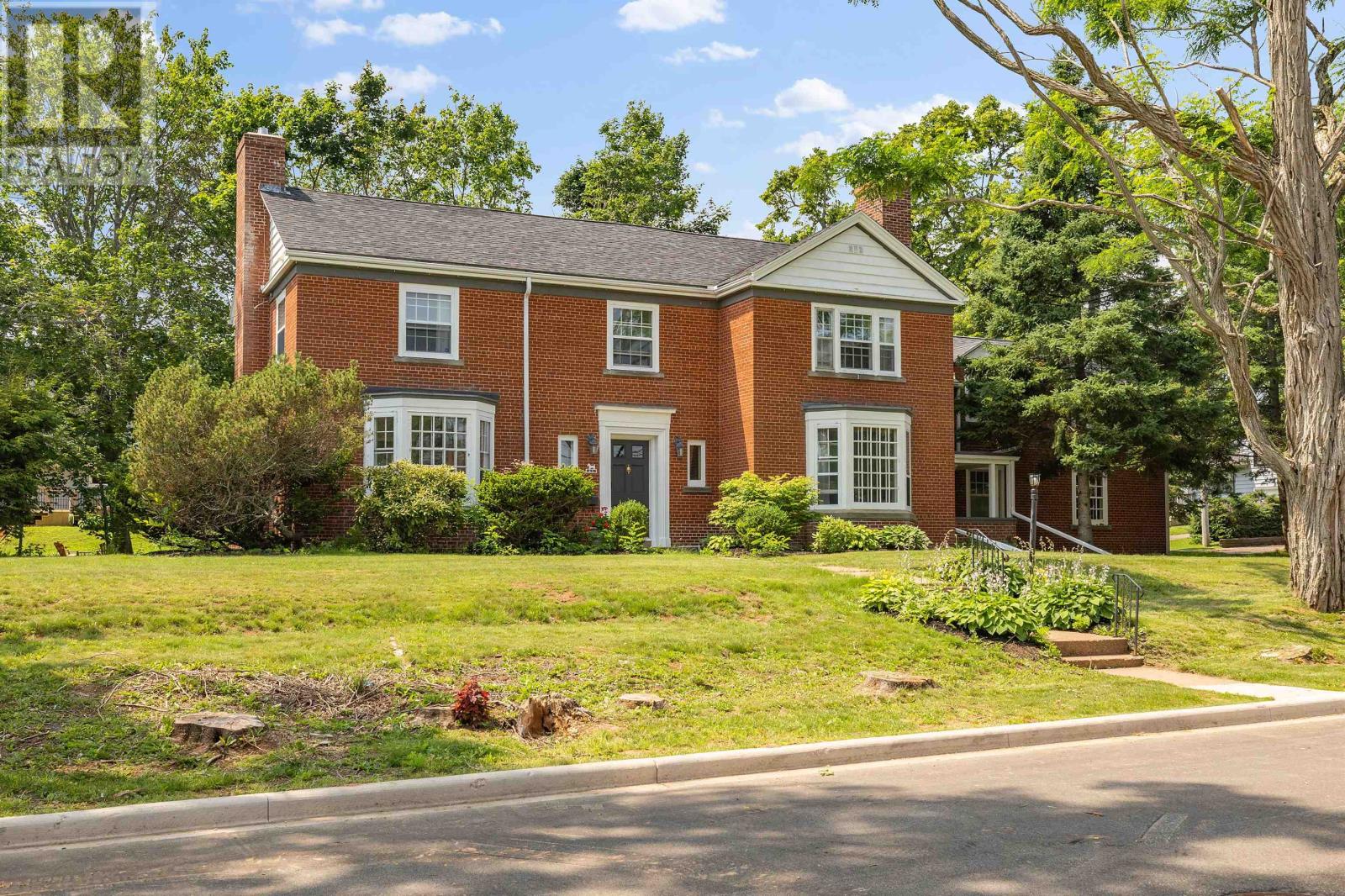 45 Greenfield Avenue