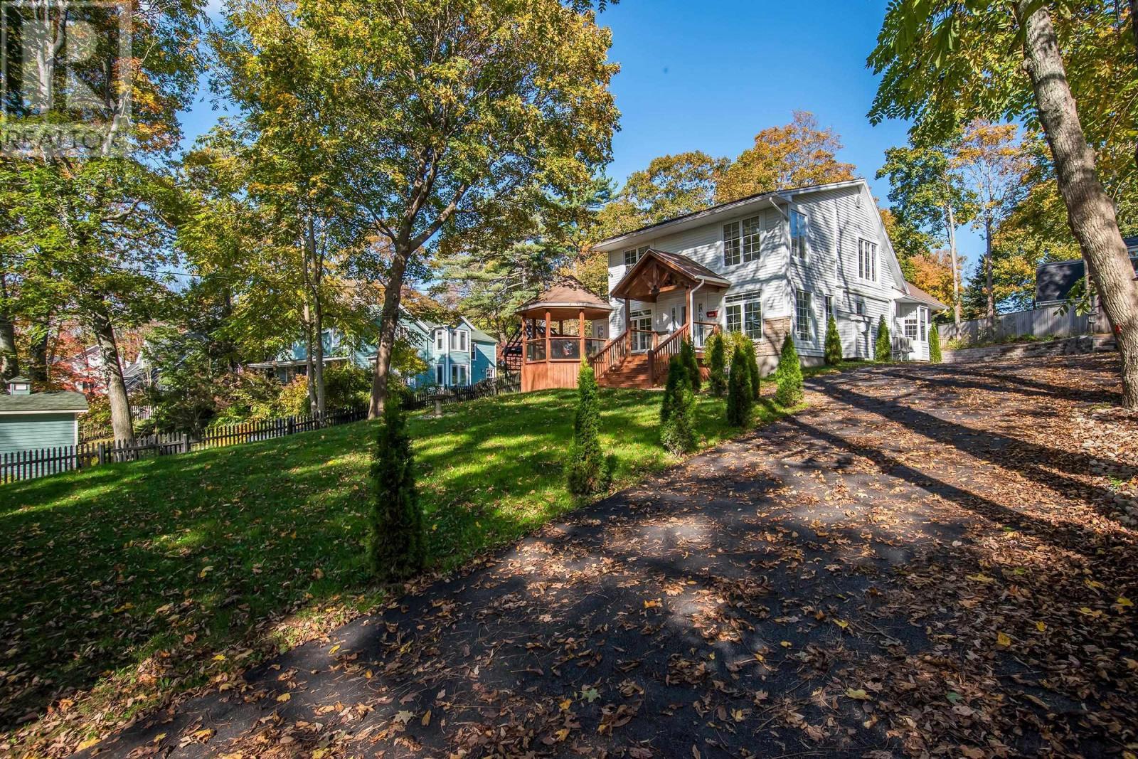 650 Shore Drive