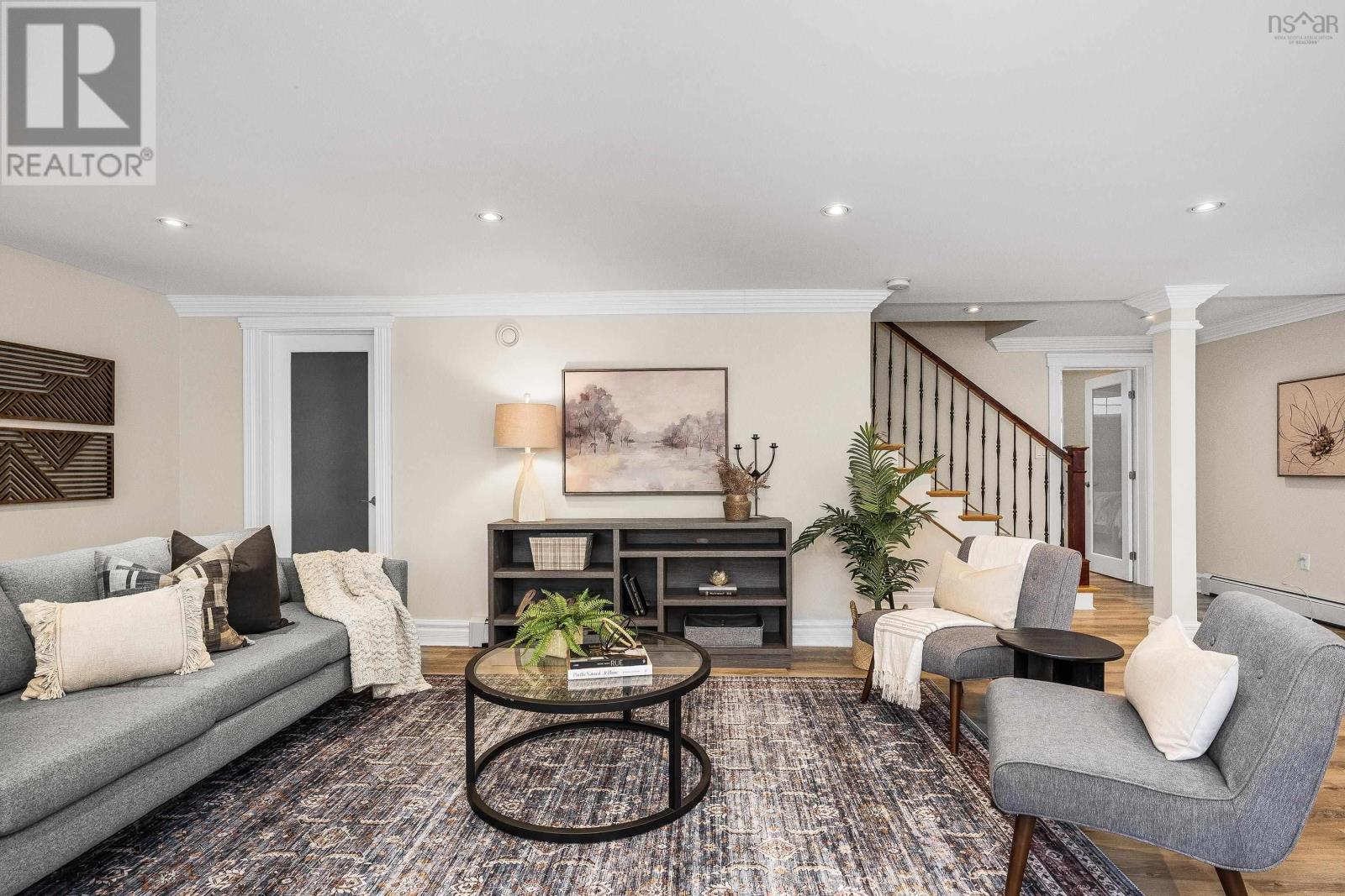 650 Shore Drive