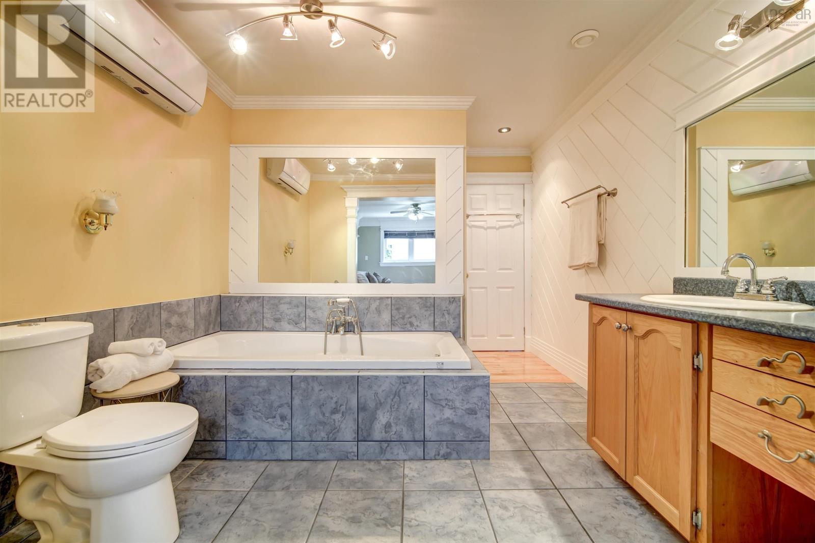 2196 Sackville Drive