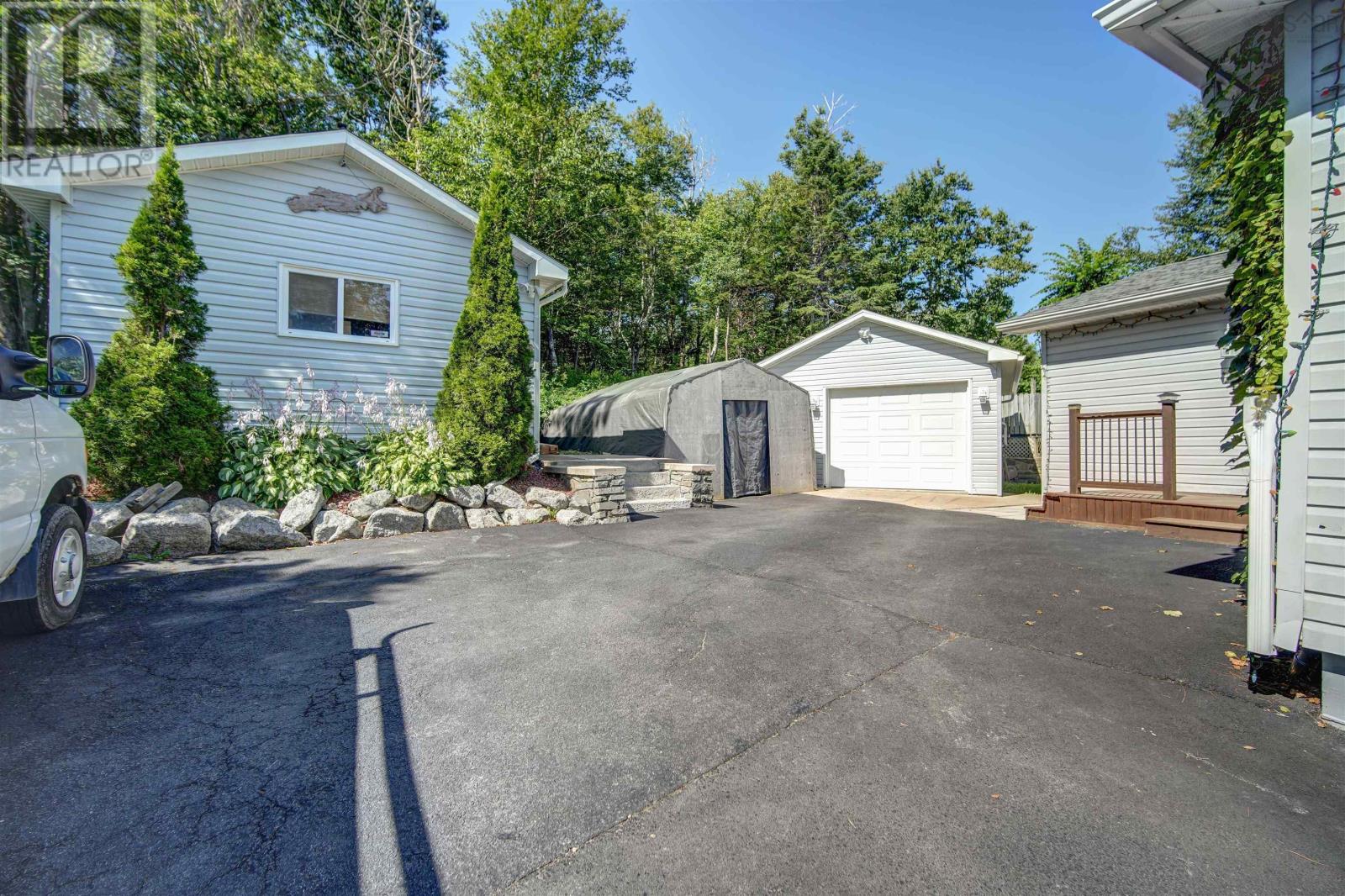 2196 Sackville Drive