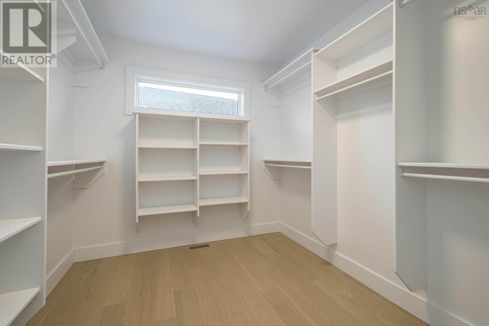PUN28 11 Puncheon Way, #28
