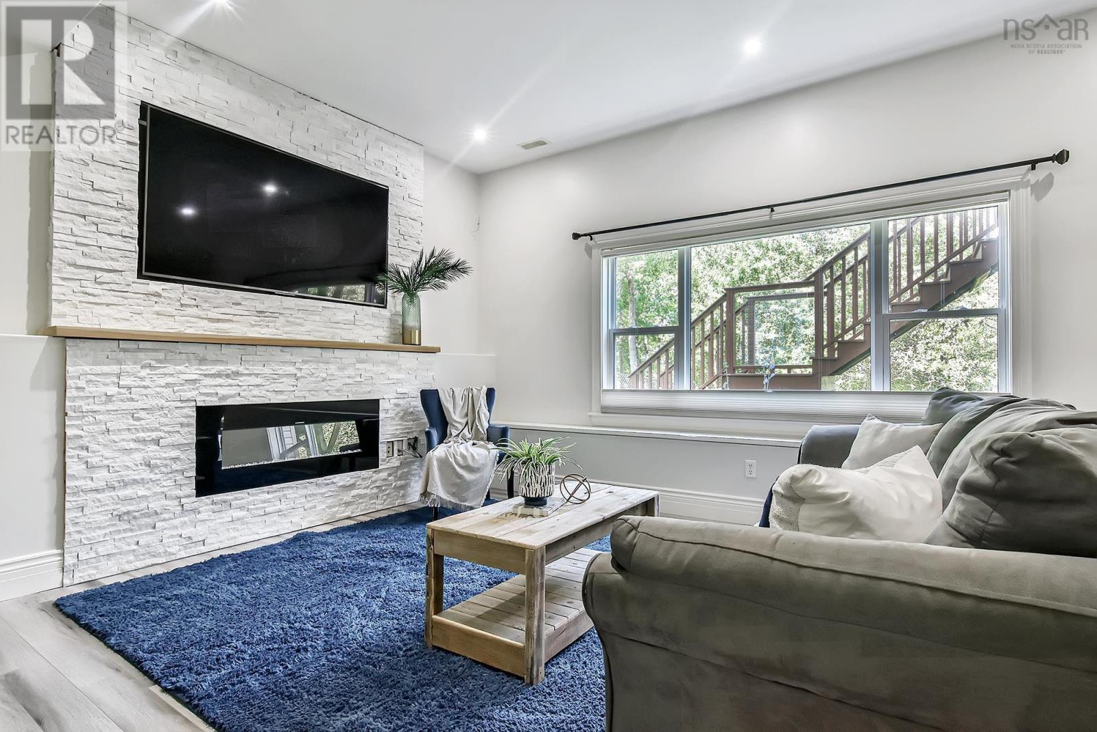 142 Freshwater Trail