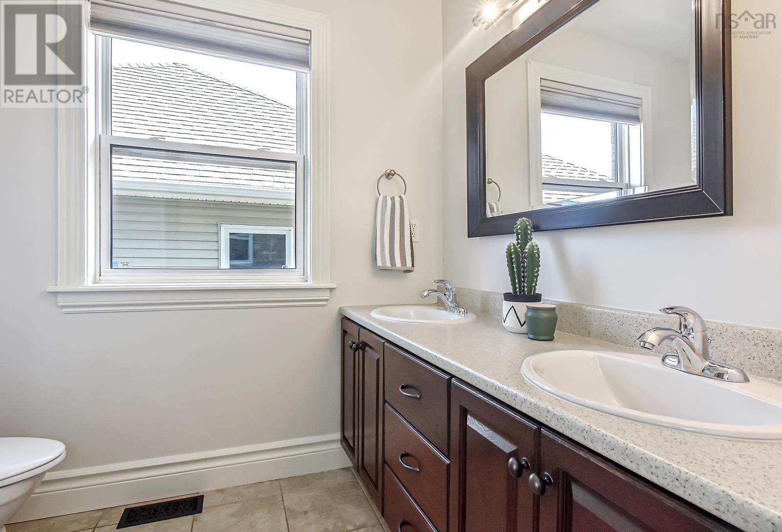 142 Freshwater Trail