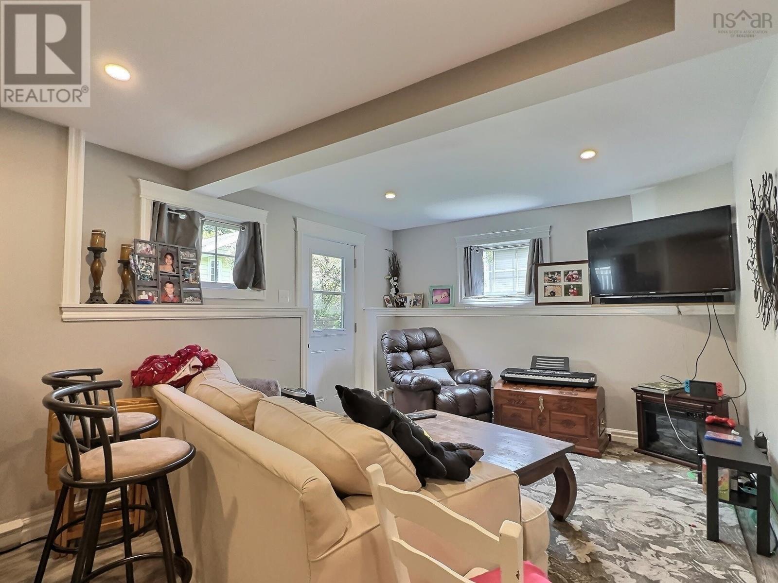 119 Mystic Drive
