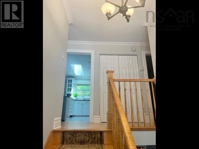 71 Douglas Drive