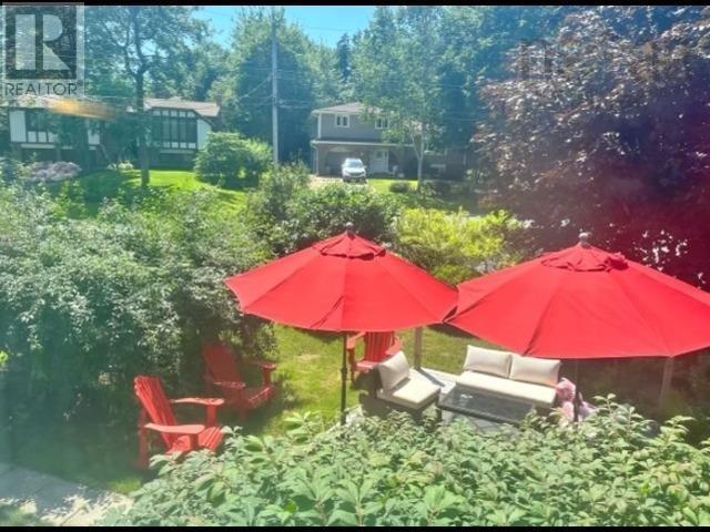 71 Douglas Drive