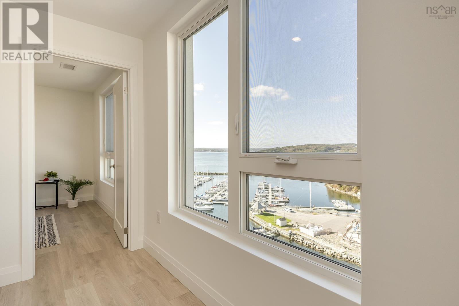 804 72 Seapoint Road, #804
