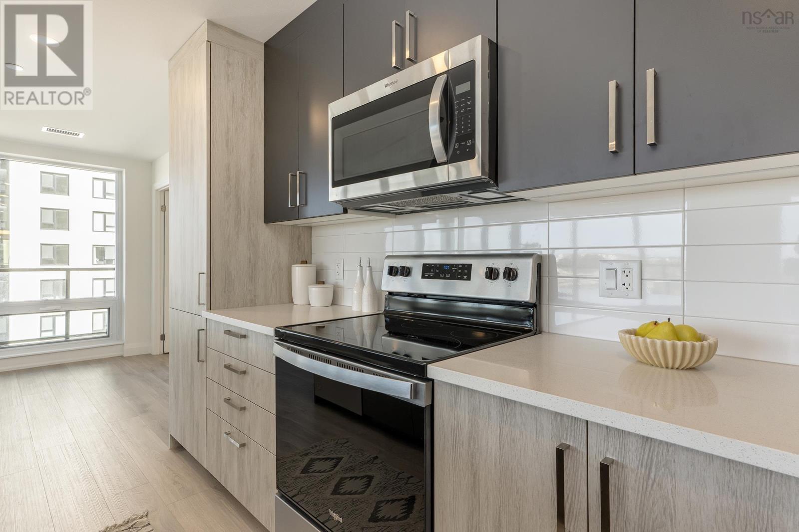 804 72 Seapoint Road, #804