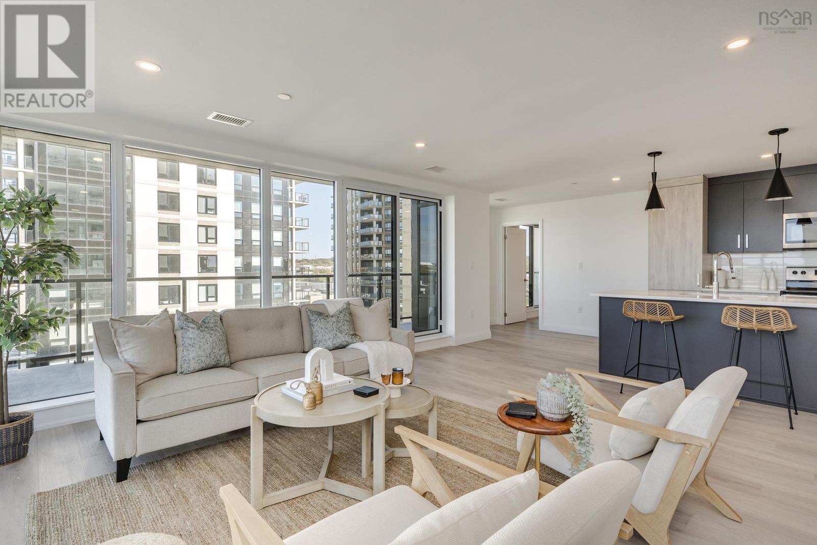 804 72 Seapoint Road, #804