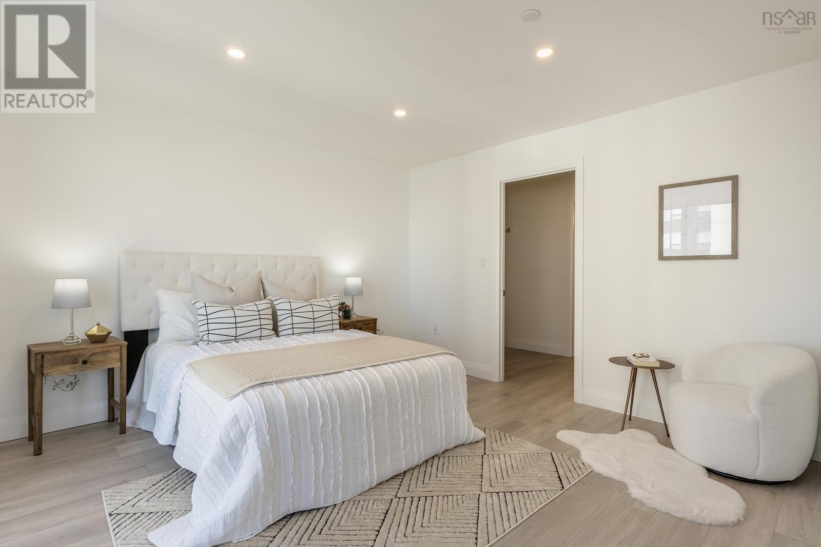 804 72 Seapoint Road, #804