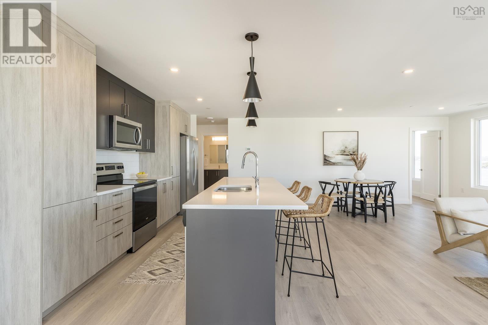 804 72 Seapoint Road, #804