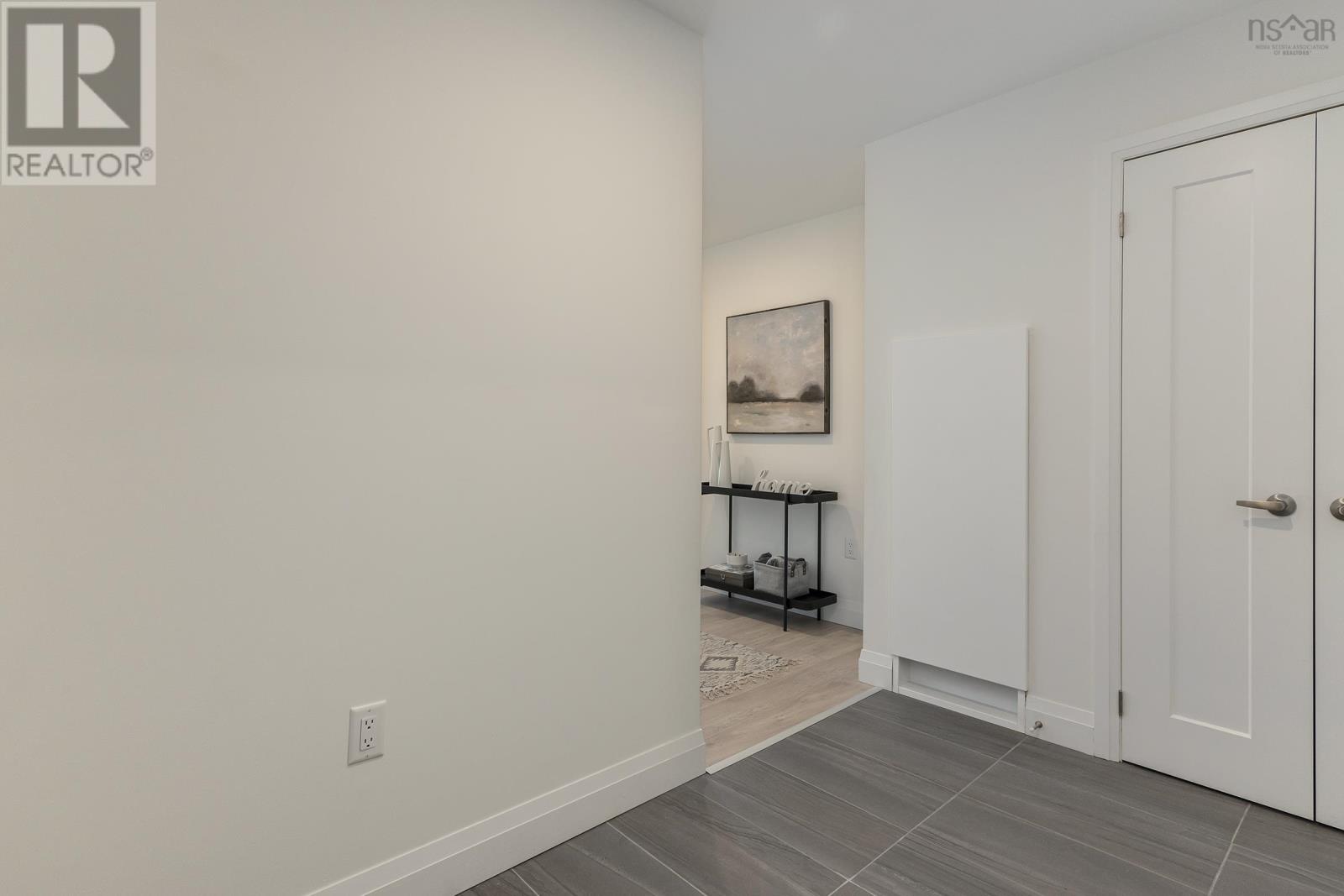 804 72 Seapoint Road, #804