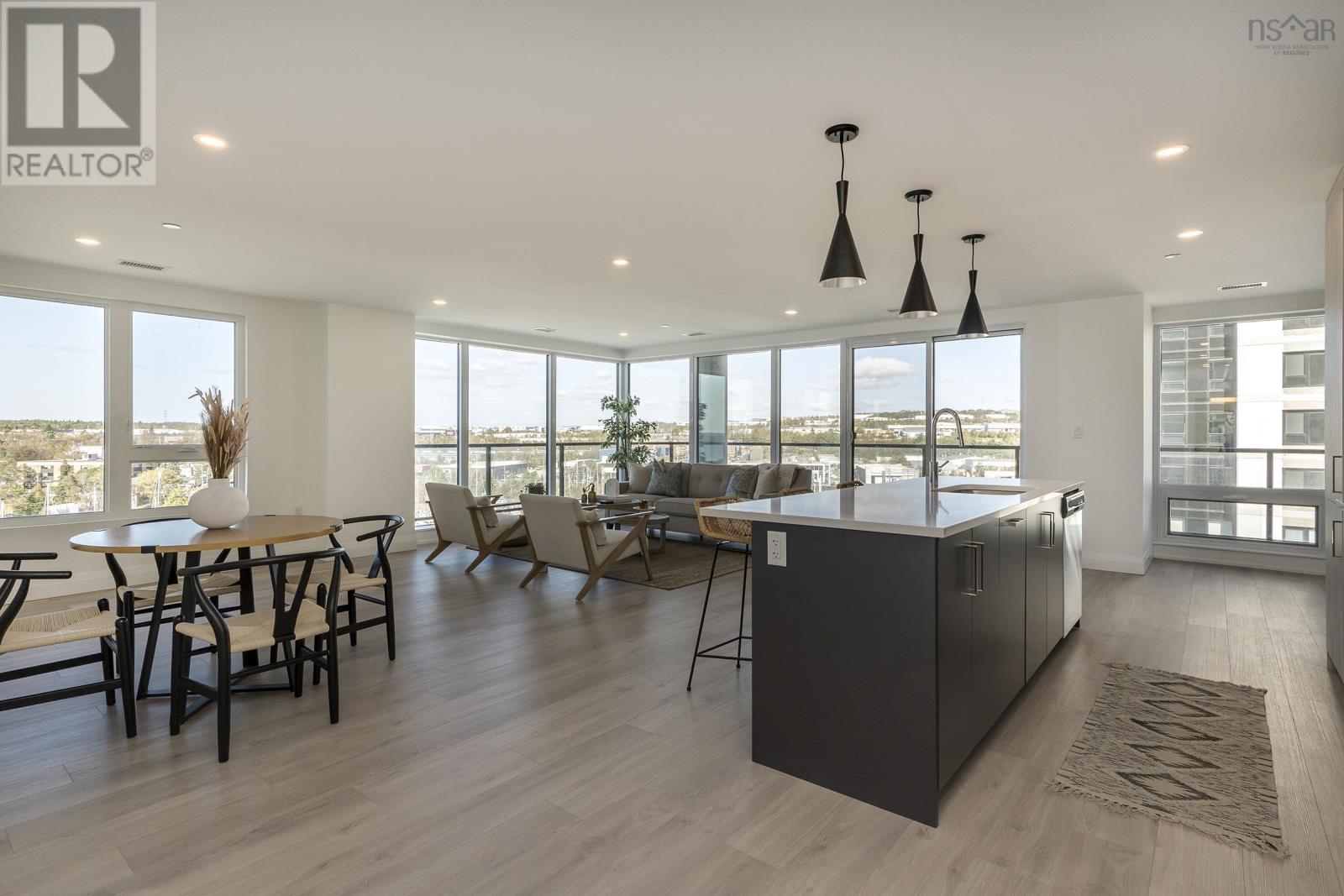 804 72 Seapoint Road, #804