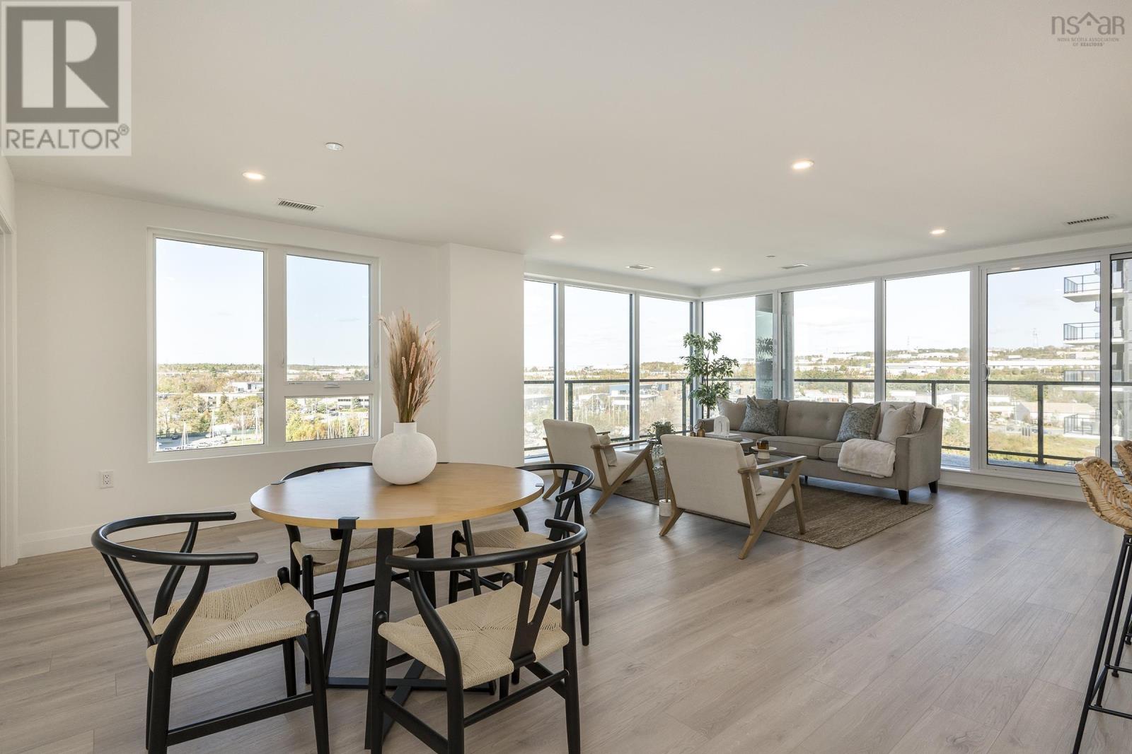 804 72 Seapoint Road, #804