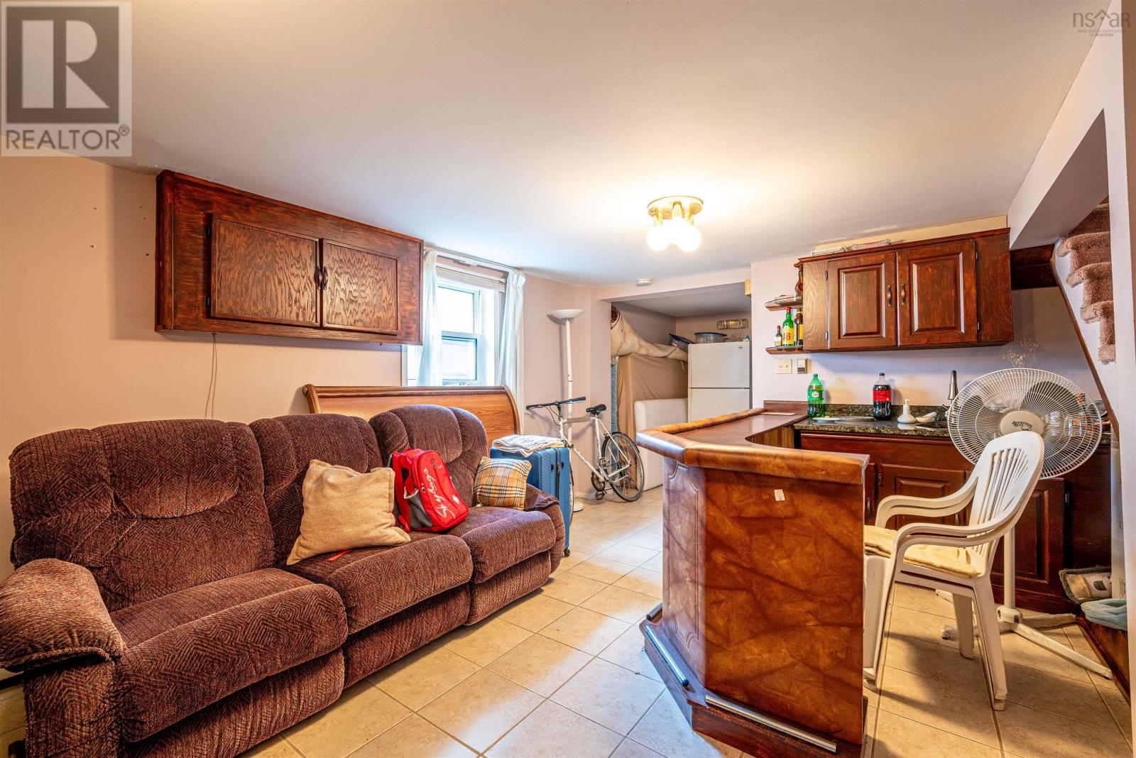 6487 Bayers Road