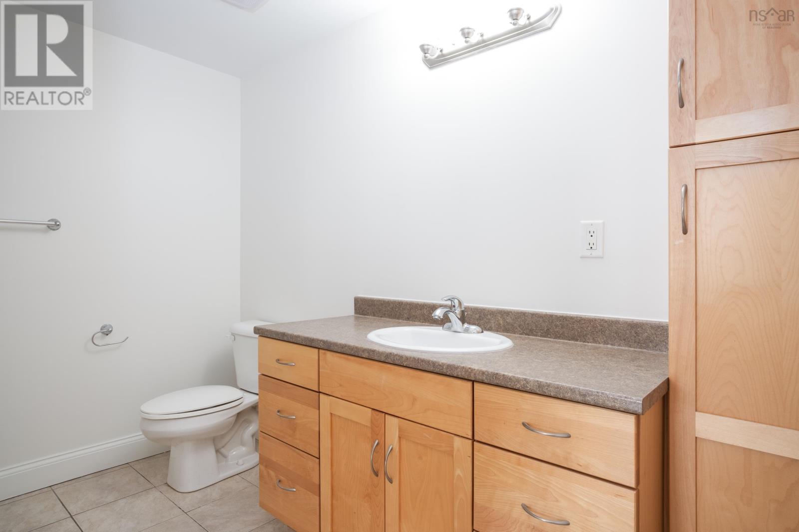201 60 Walter Havill Drive, #201