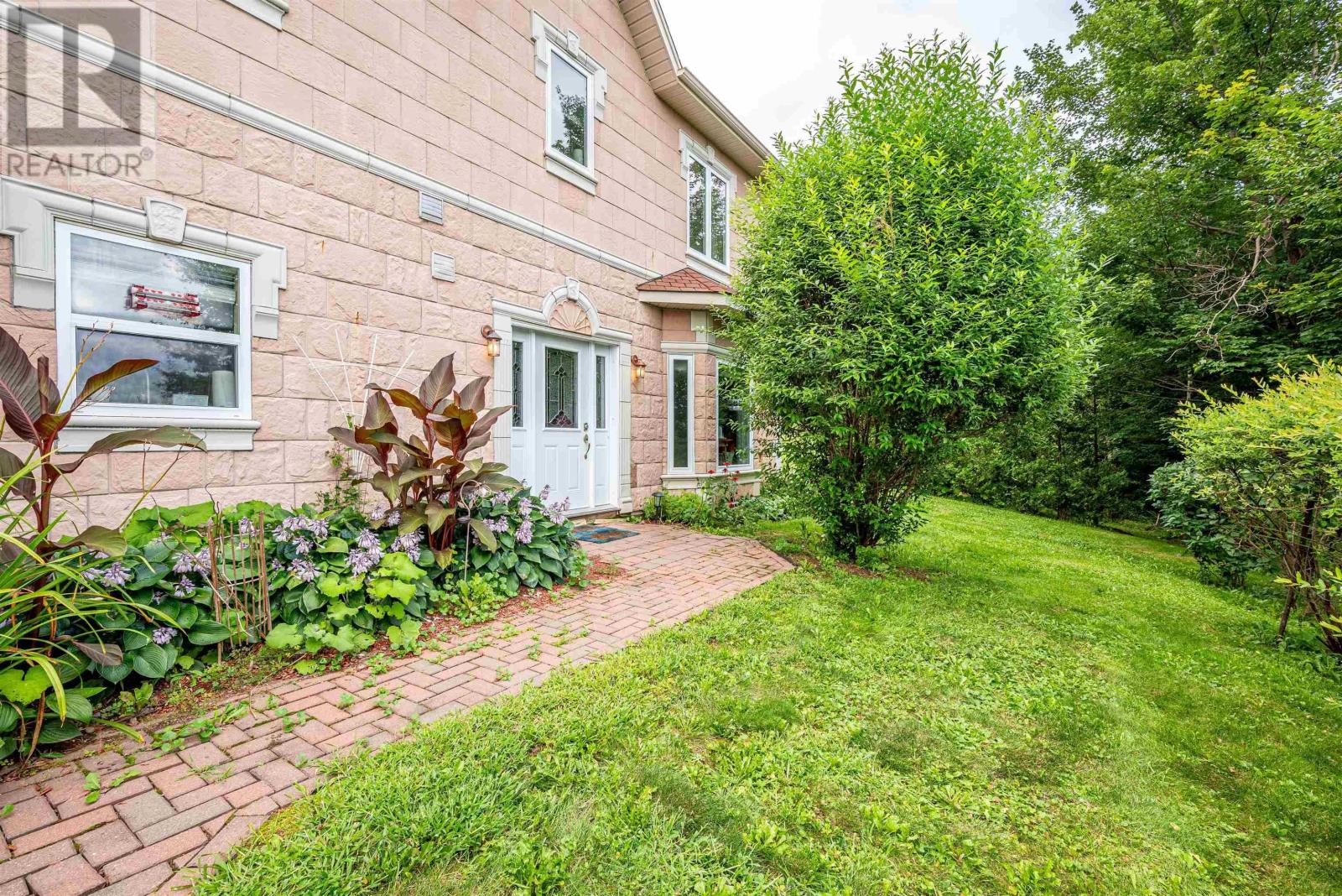 86 Mandaville Drive