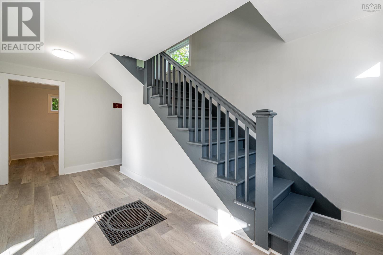 24 Lynn Road