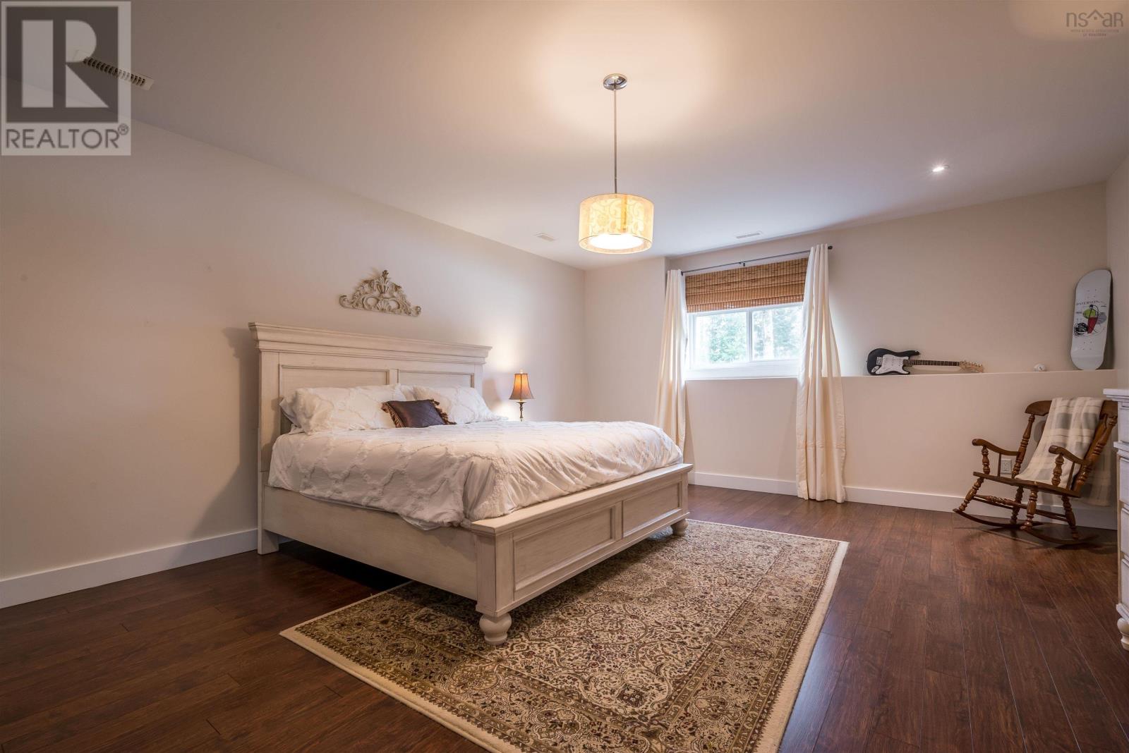 11 Dunsmore Drive