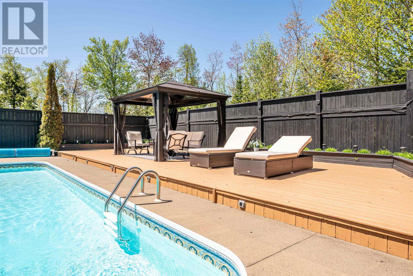 11 Dunsmore Drive