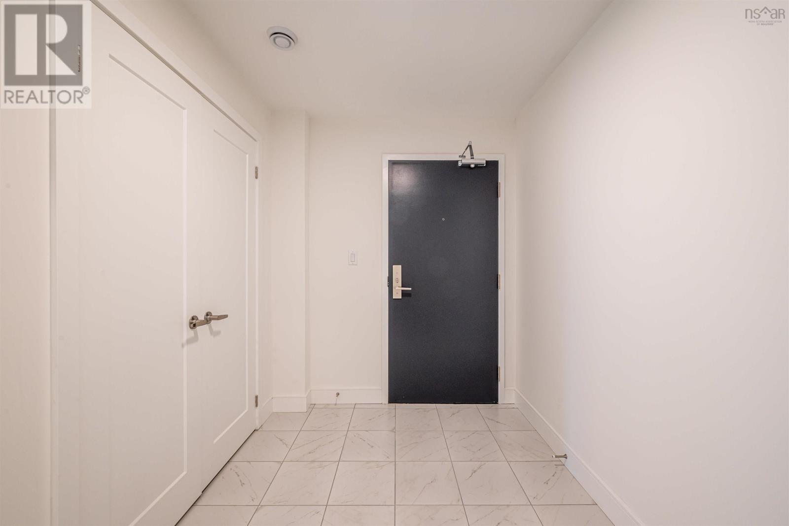 1202 72 Seapoint Road, #1202