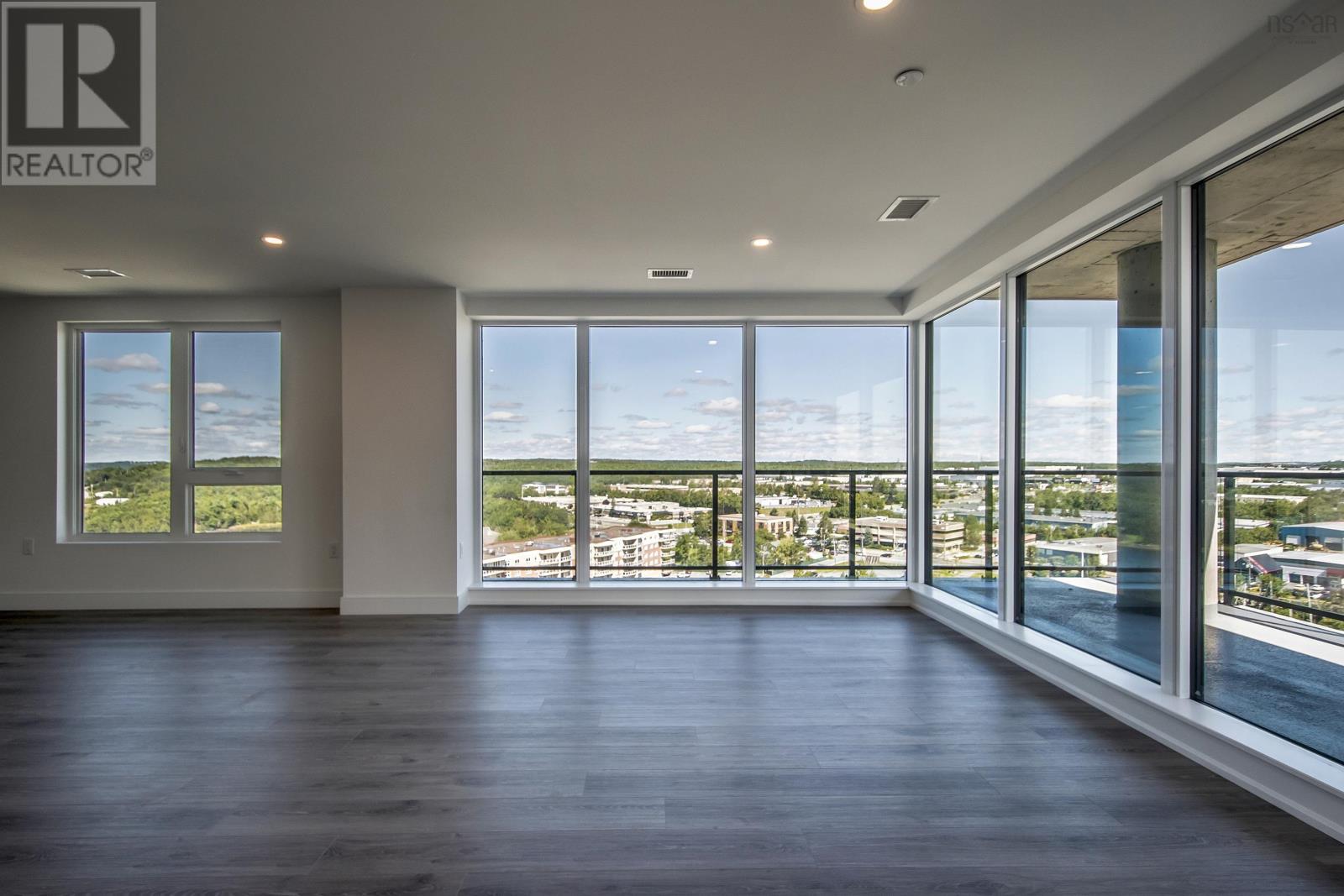 1504 72 Seapoint Road, #1504