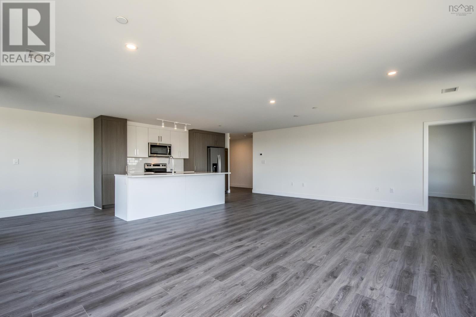 1504 72 Seapoint Road, #1504
