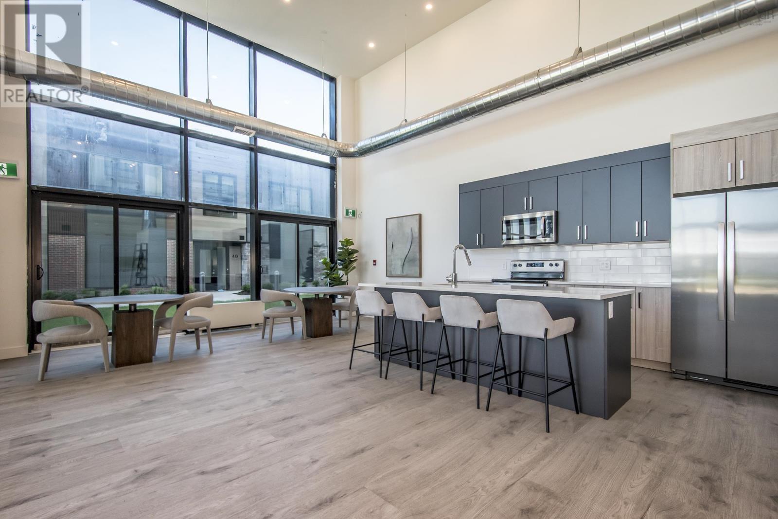 1504 72 Seapoint Road, #1504