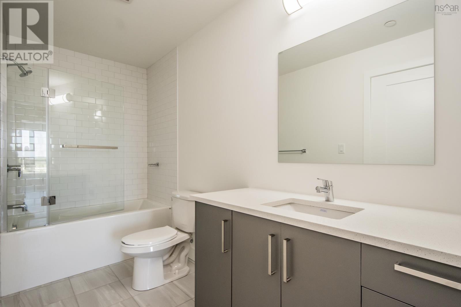 1504 72 Seapoint Road, #1504