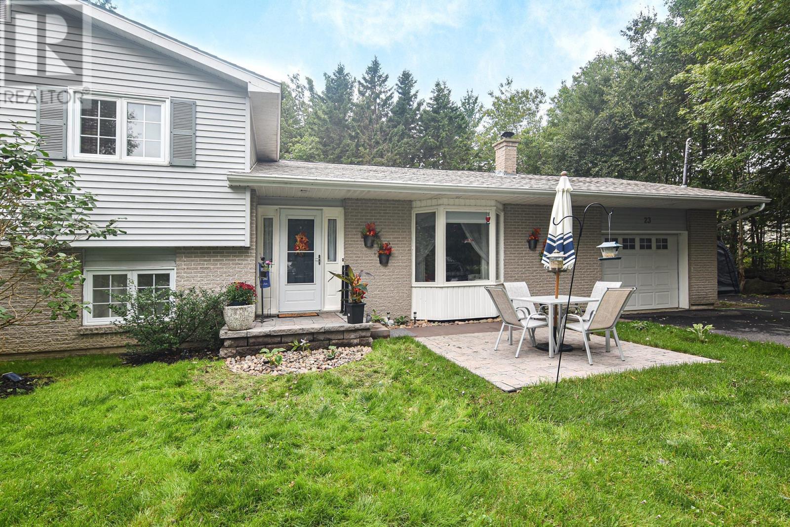 23 Softwind Lane