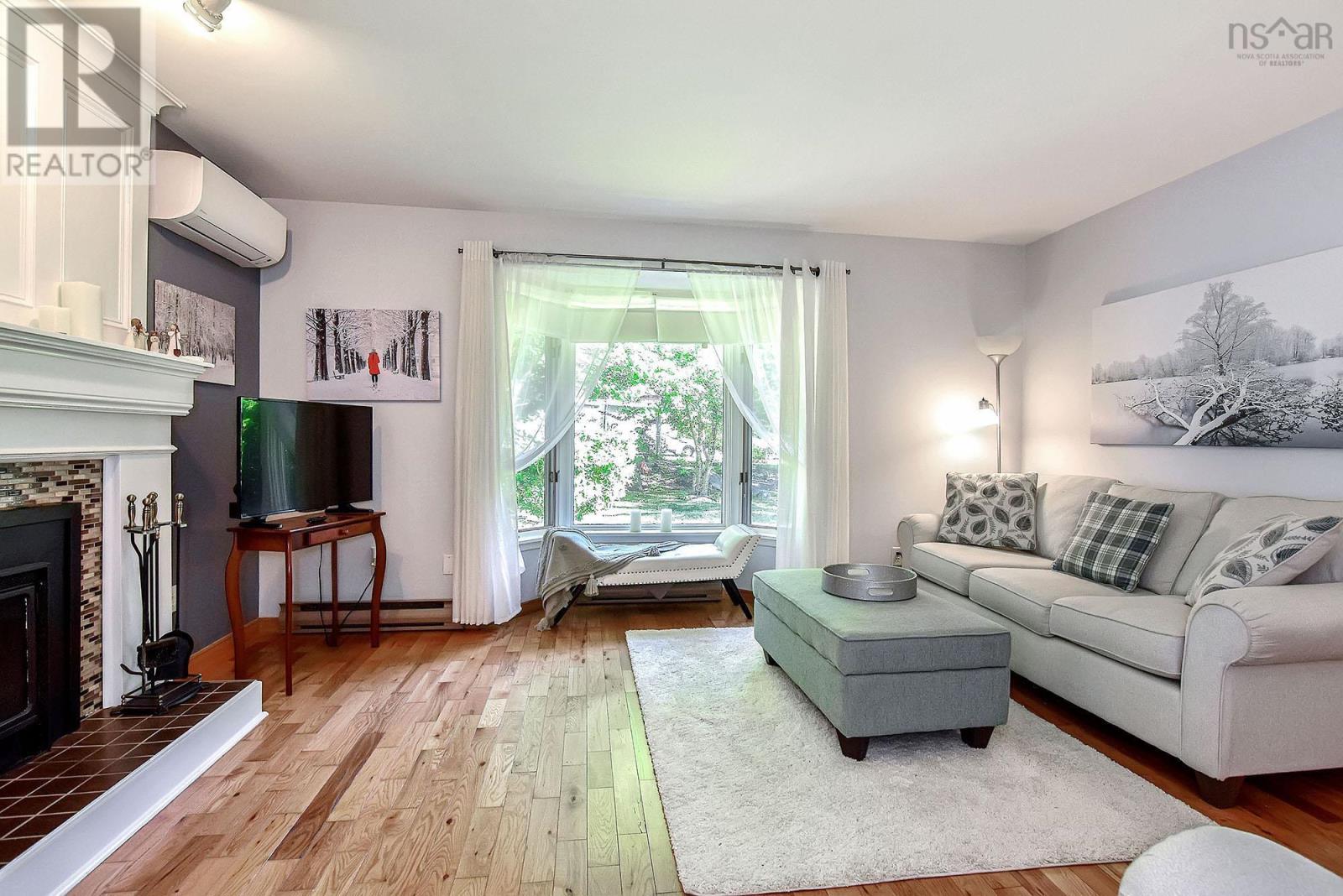 23 Softwind Lane