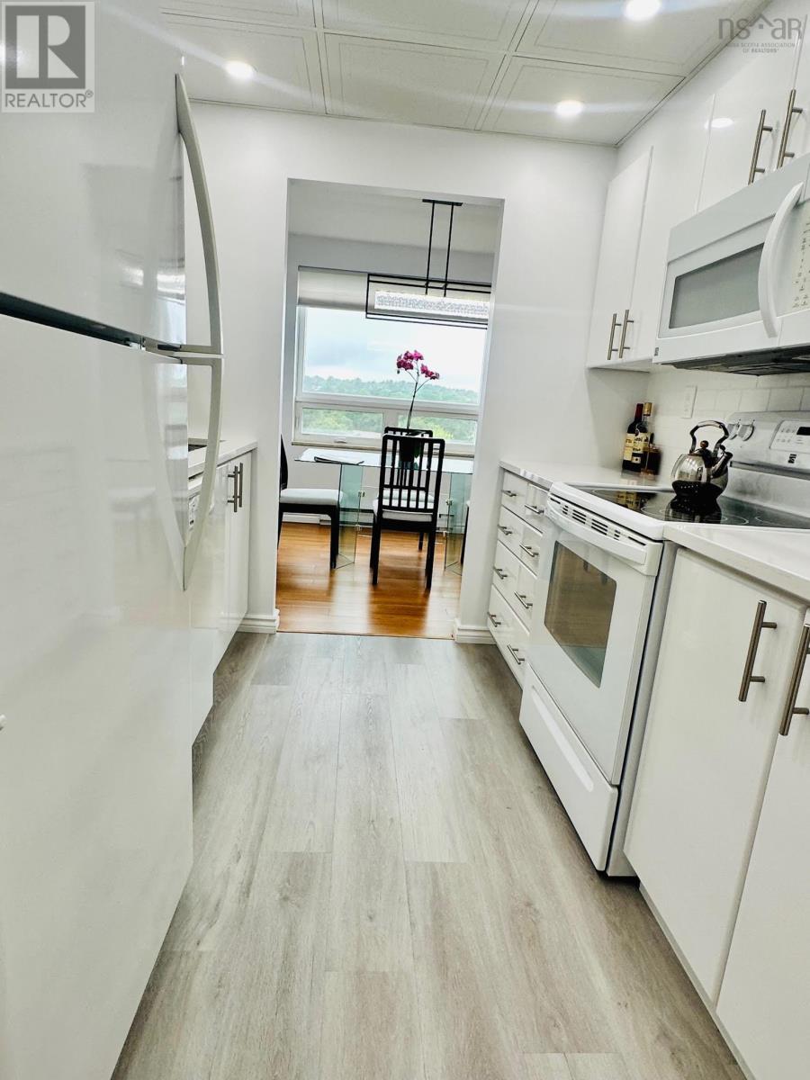 1012 30 Brookdale Crescent, #1012
