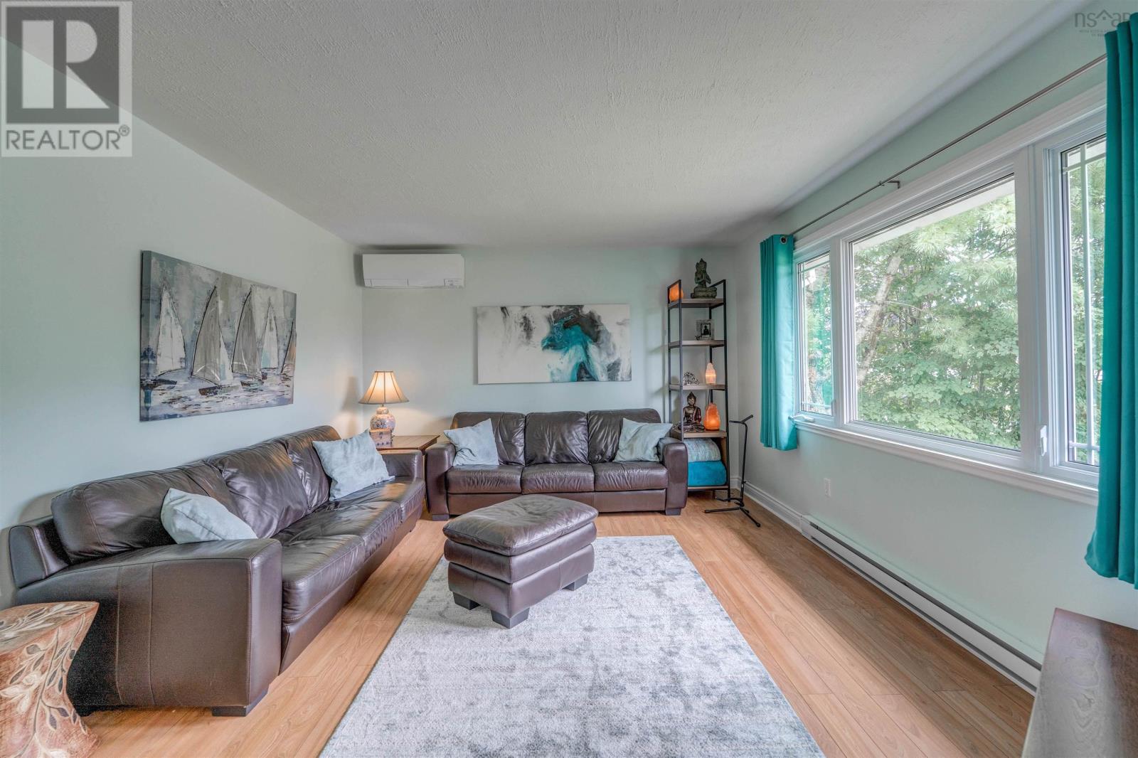 2 Shoreview Drive