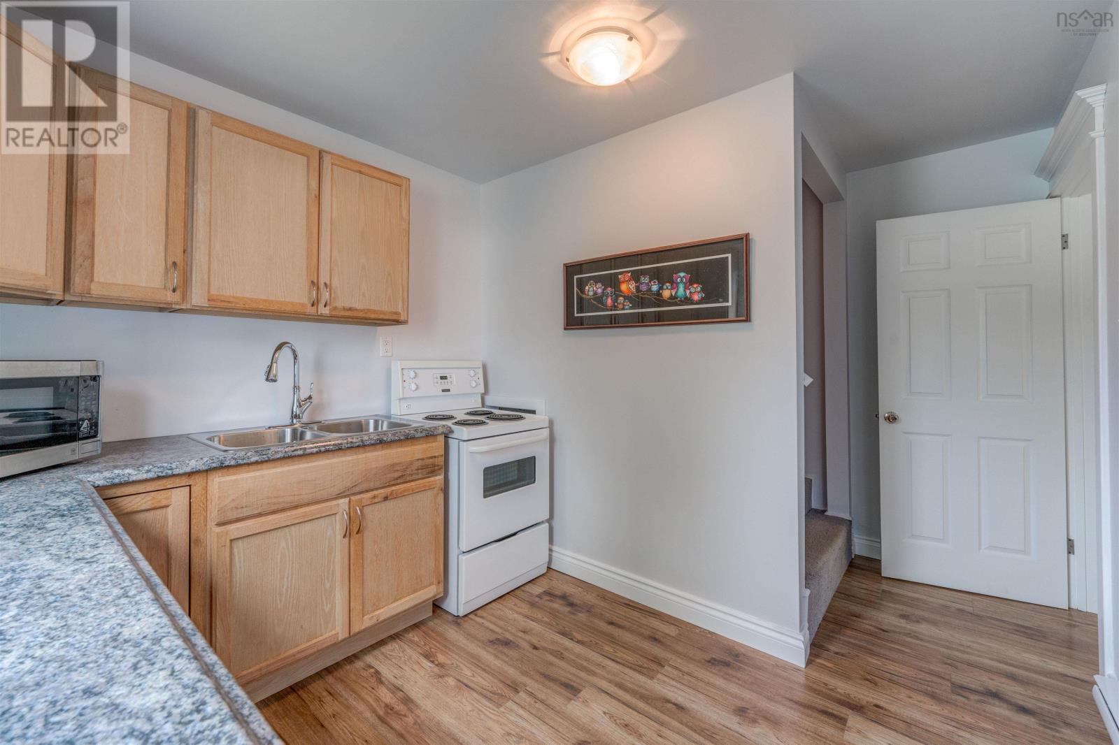 2 Shoreview Drive