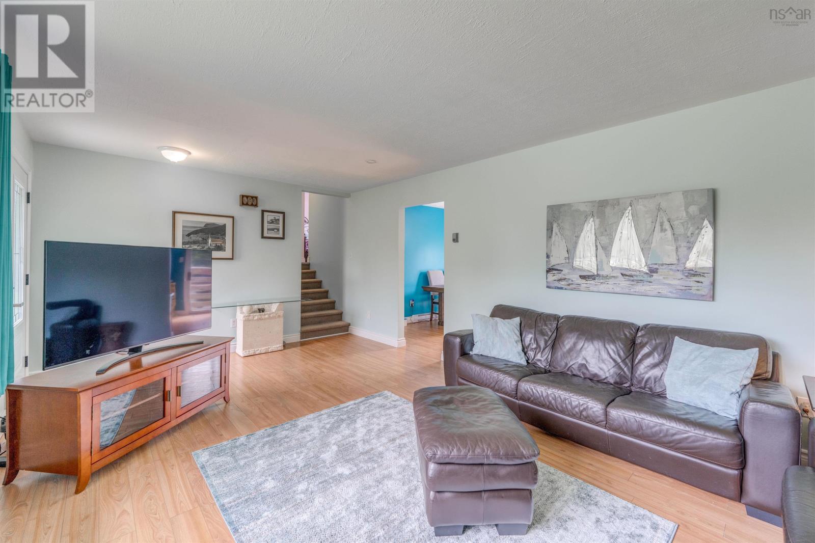 2 Shoreview Drive