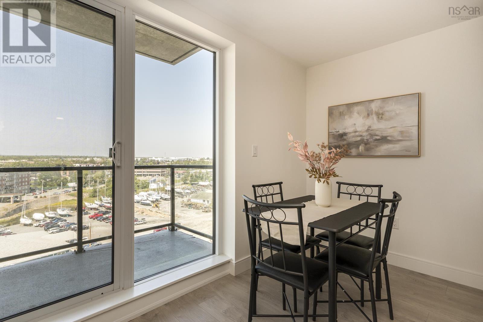 803 72 Seapoint Road, #803