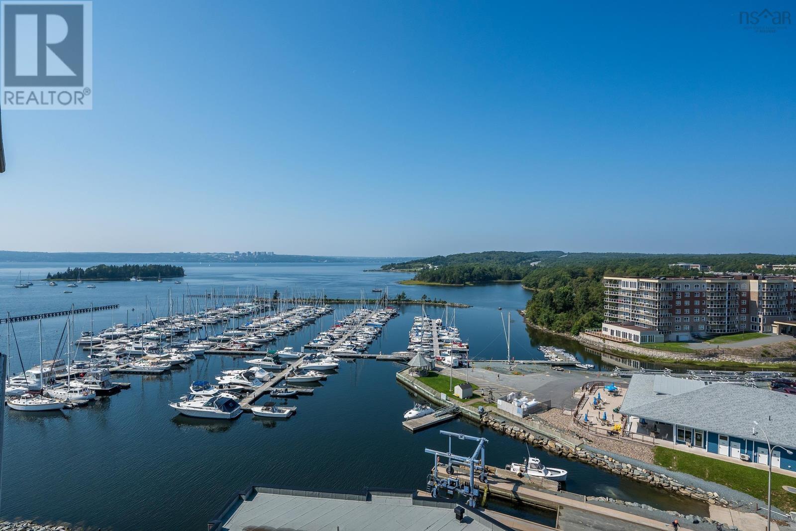803 72 Seapoint Road, #803