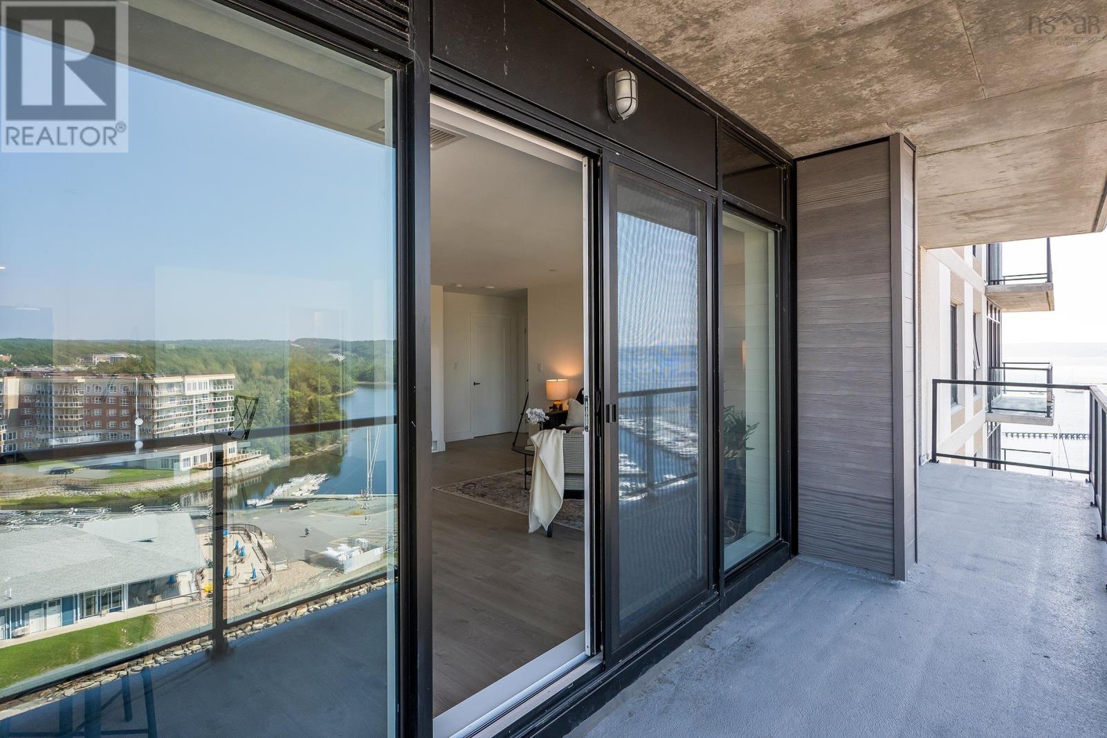 803 72 Seapoint Road, #803